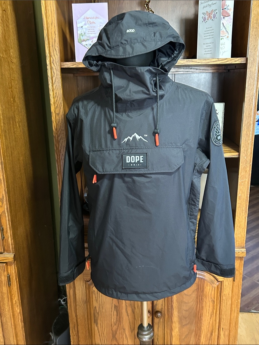 DOPE Men’s Black Anorak Snowboarding Pullover with Orange Accents Size Small EUC